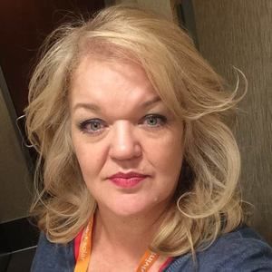 Meet your Posher, Christy